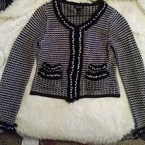 Blazer - Picture 2 of 2